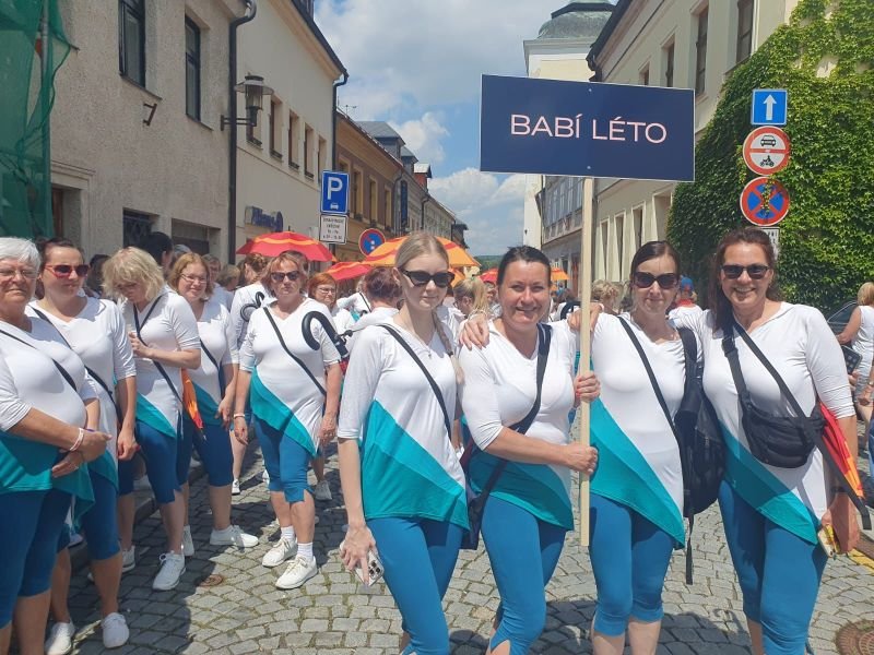 Župní slet Turnov - ženy Babí léto